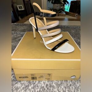 Michael Kors - Nantucket Sandal - Leather - Multicolored - Size 7 - NEVER WORN